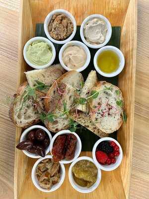 Wege Umami Bistro & Sklep