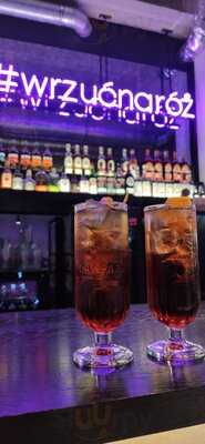 Magenta Colorfood & Liquids