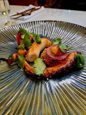 Regale Bar & Restaurant