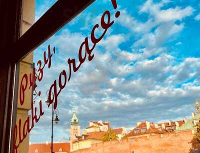 Pyzy Flaki Gorace Old Town