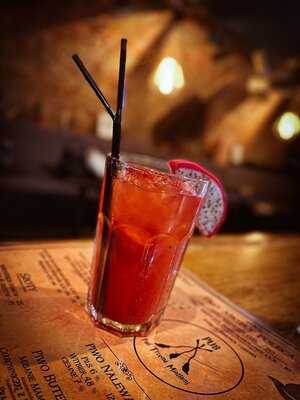 Pub Pod Trzema Miotłami