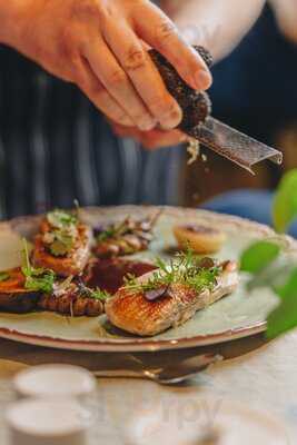 Wierzbowa 15 Restaurant