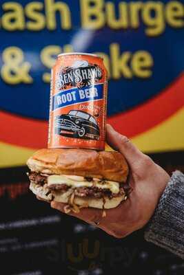 Krakow's Yellow Submarine Smash Burger & Shake