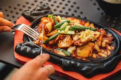 Nem Asian Fusion Restaurant