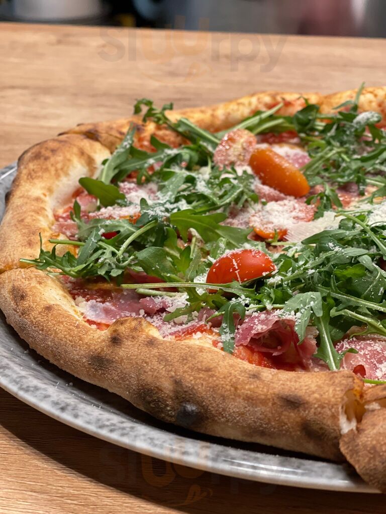 Nitka Pasta - Wine & Chill