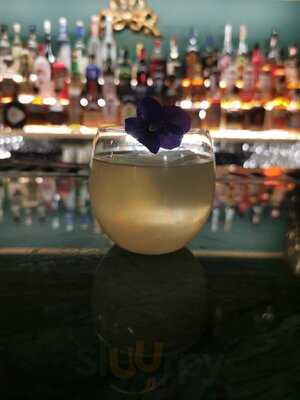 The Artist Cocktail Bar