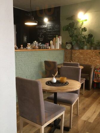 Parzona Cafe