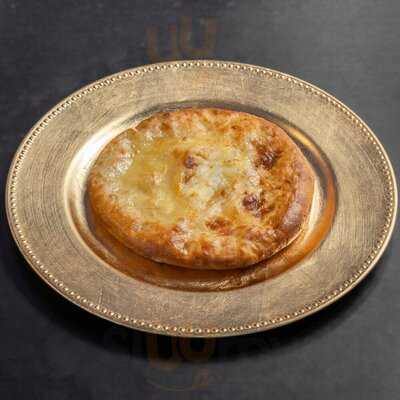 Gruzińska Piekarnia Geohouse