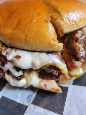 Matt’s Cheesesteak