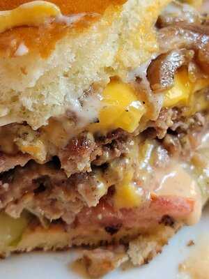 Matt’s Cheesesteak