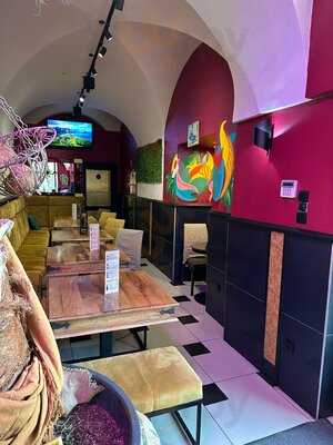 Domingo Cafe Resto Bar