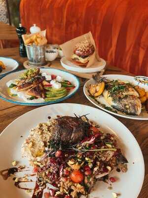 Zachodni Brzeg Hala Koszyki