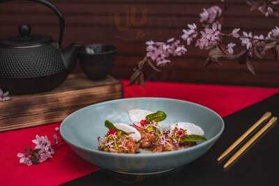 Octopus Food Delivery. Pizza Sushi Pasta