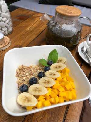 The Garden Lounge Bar & Terrace