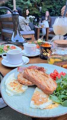 The Garden Lounge Bar & Terrace