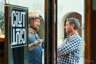 Ciutciut Wine Bar I Sklep Z Winem