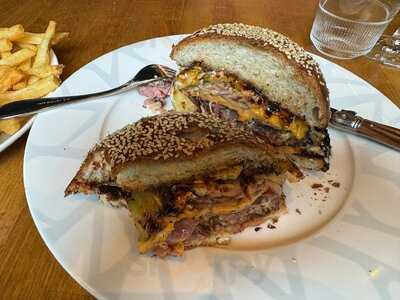 Yes Butcher! Shop & Bistro