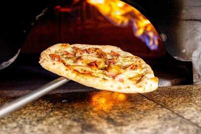 Betania Pizza Włoska