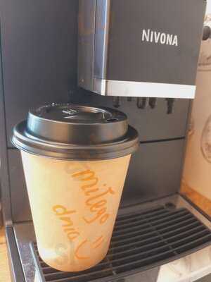 Piekarnia Cukiernia Buła Z Masłem