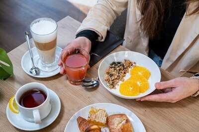 Mucho Gusto Restaurant & Chill Bar