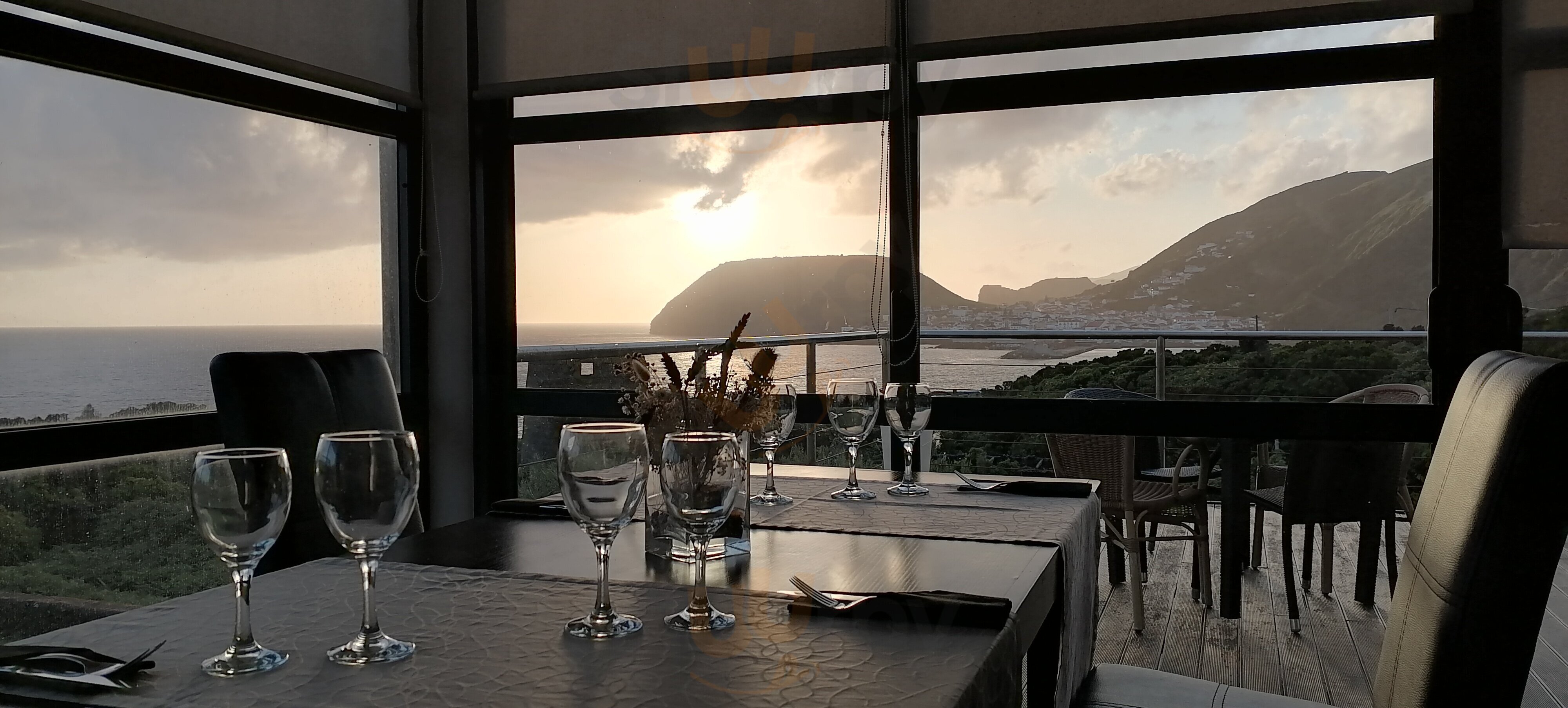 Restaurante Cantinho Das Buganvilias