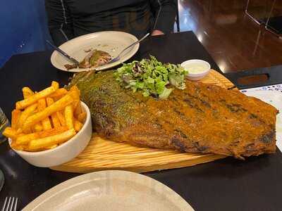 Pplace® - Restaurant & Cocktail Bar