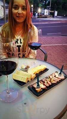 Habemus Vinium! Wine Bar, Grocery & Soul