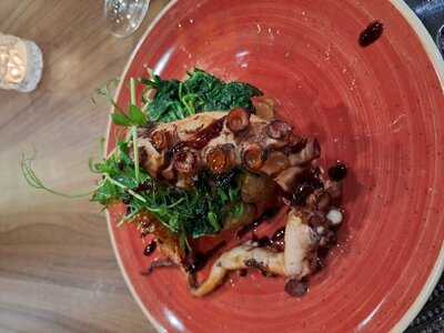 Garfo Torto O Restaurante-bar