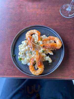 Dom Queijo Cheese House