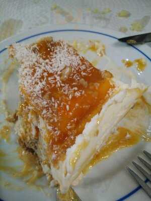 O Cedro, Restaurante