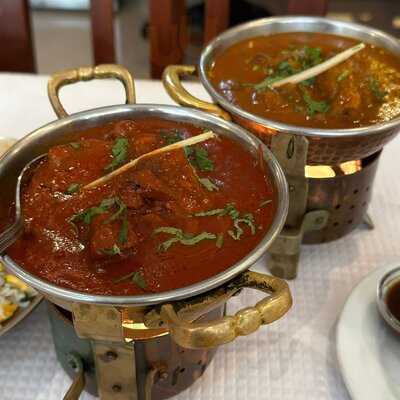 Pic Nic - Delhi Darbar