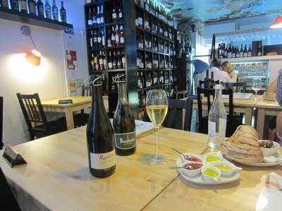 Ba Wine Bar Do Bairro Alto