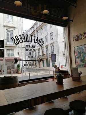 Sama Sama Crêpe And Juice Bar