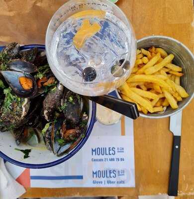 Moules And Gin