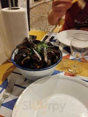 Moules And Gin