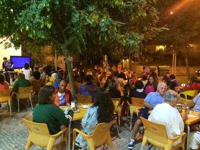 Caffe Creme  Cafetaria