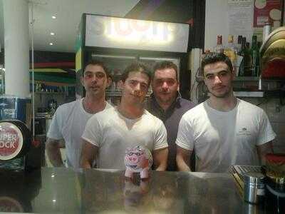 Caffe Creme  Cafetaria