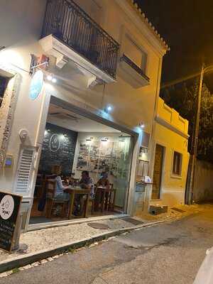 Al Tapas - Restaurante & Wine Bar