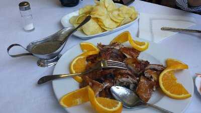 O Cenáculo Do Leitão