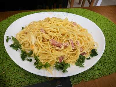 Le Italiane Caffe Bistro