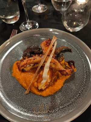 Taberna Real Do Fado - Casa De Fado No Porto