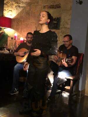 Taberna Real Do Fado - Casa De Fado No Porto