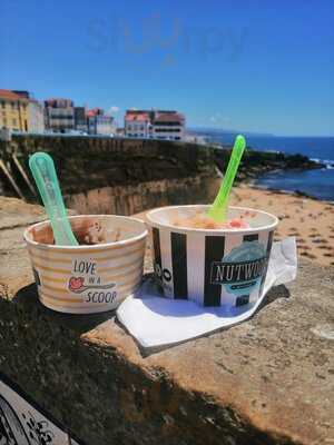 Nutwood - Ice Cream Shop