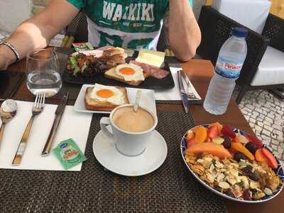 Café Du Montparnasse