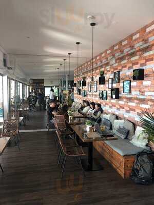 Limipicos Beach Cafe