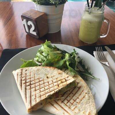 Limipicos Beach Cafe