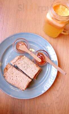 Semente Art, Coffee & Plant Based Food