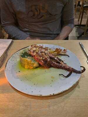 Ribeira D'ilhas Surf Restaurant & Bar