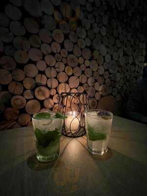 Ribeira D'ilhas Surf Restaurant & Bar