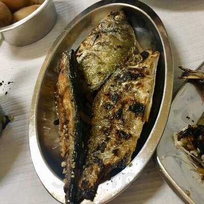 Peixe Assado Moinhos Do Grelha